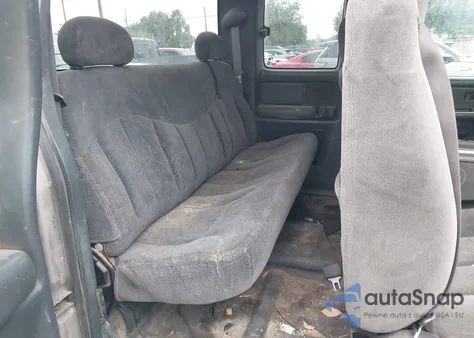 1999 Chevrolet Silverado 2500 Ls из США, поврежденный, VIN 1GCGC29UXXE221514